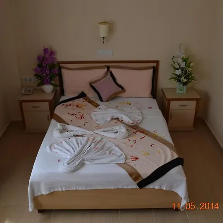 Yunus Hotel Hotel 3*
