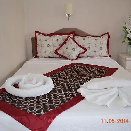 Yunus Hotel