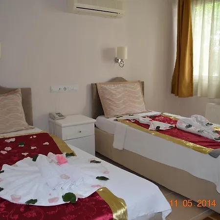 Yunus Hotel 3*