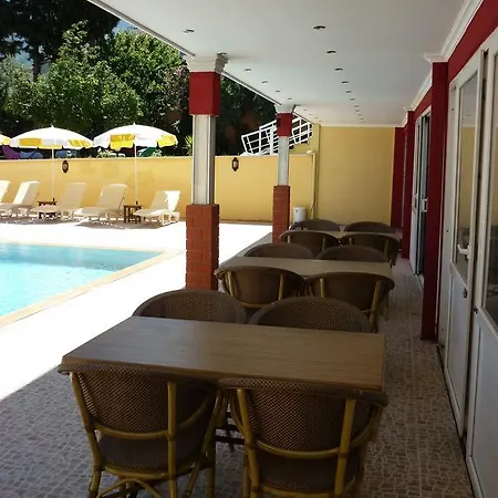 Yunus Hotel 3*