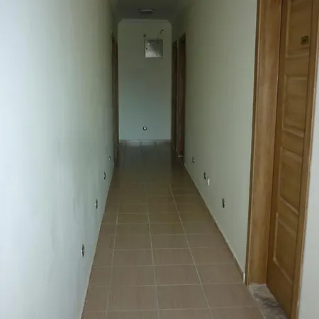 Yunus Hotel 3*