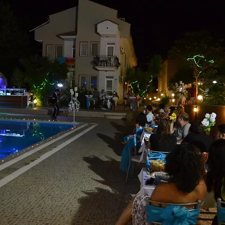 מלון Yunus Hotel