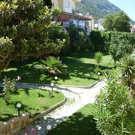 Yunus Hotel מלון 3*