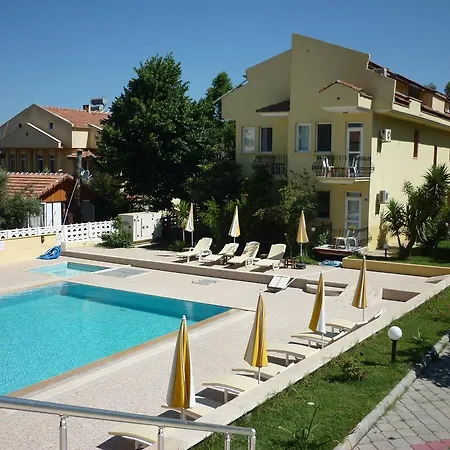 Yunus Hotel מלון